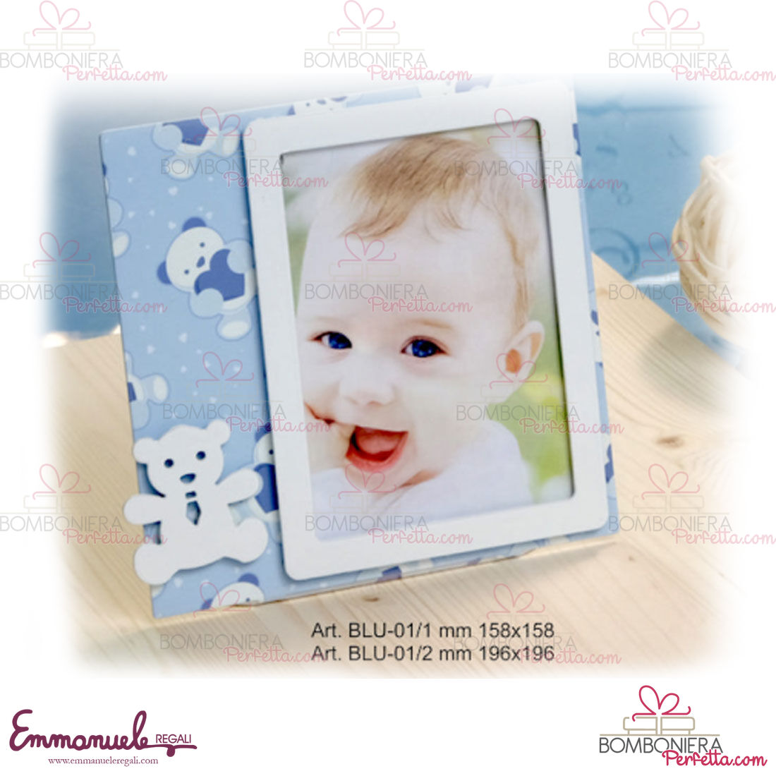 http://www.bombonieraperfetta.com/images/watermarked/1/detailed/19/BLU-01-1-e-BLU-01-2-Portafoto-grande-e-piccolo-bimbo-con-stampa_orso-neg%C3%B2-bombonieraperfetta-emmanueleregali.jpg