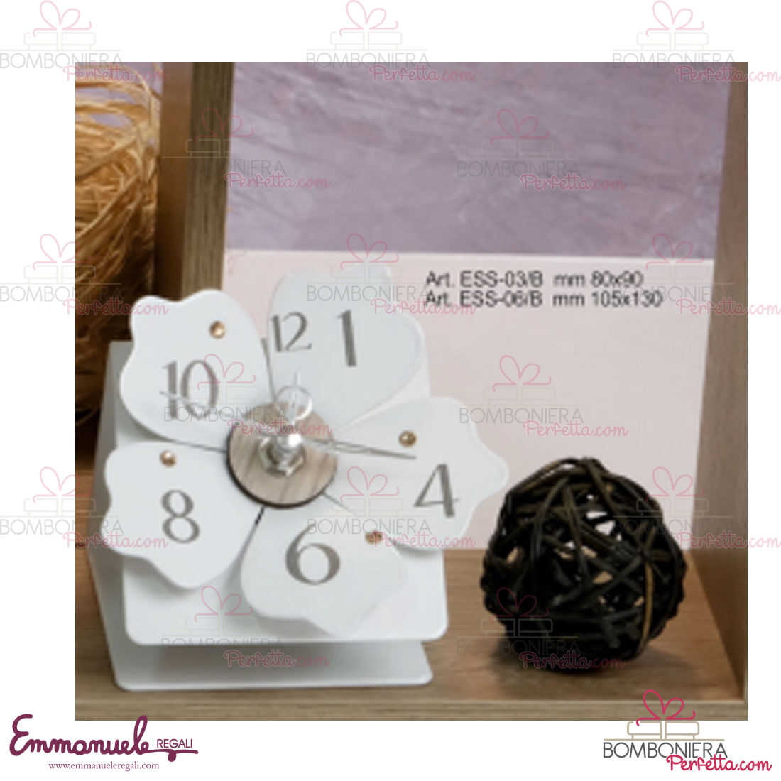 http://www.bombonieraperfetta.com/images/watermarked/1/detailed/20/ESS-03B-e-ESS-06-B-Orologio-piccolo-e-grande-fiore-bianco-neg%C3%B2-bombonieraperfetta-emmanueleregali.jpg