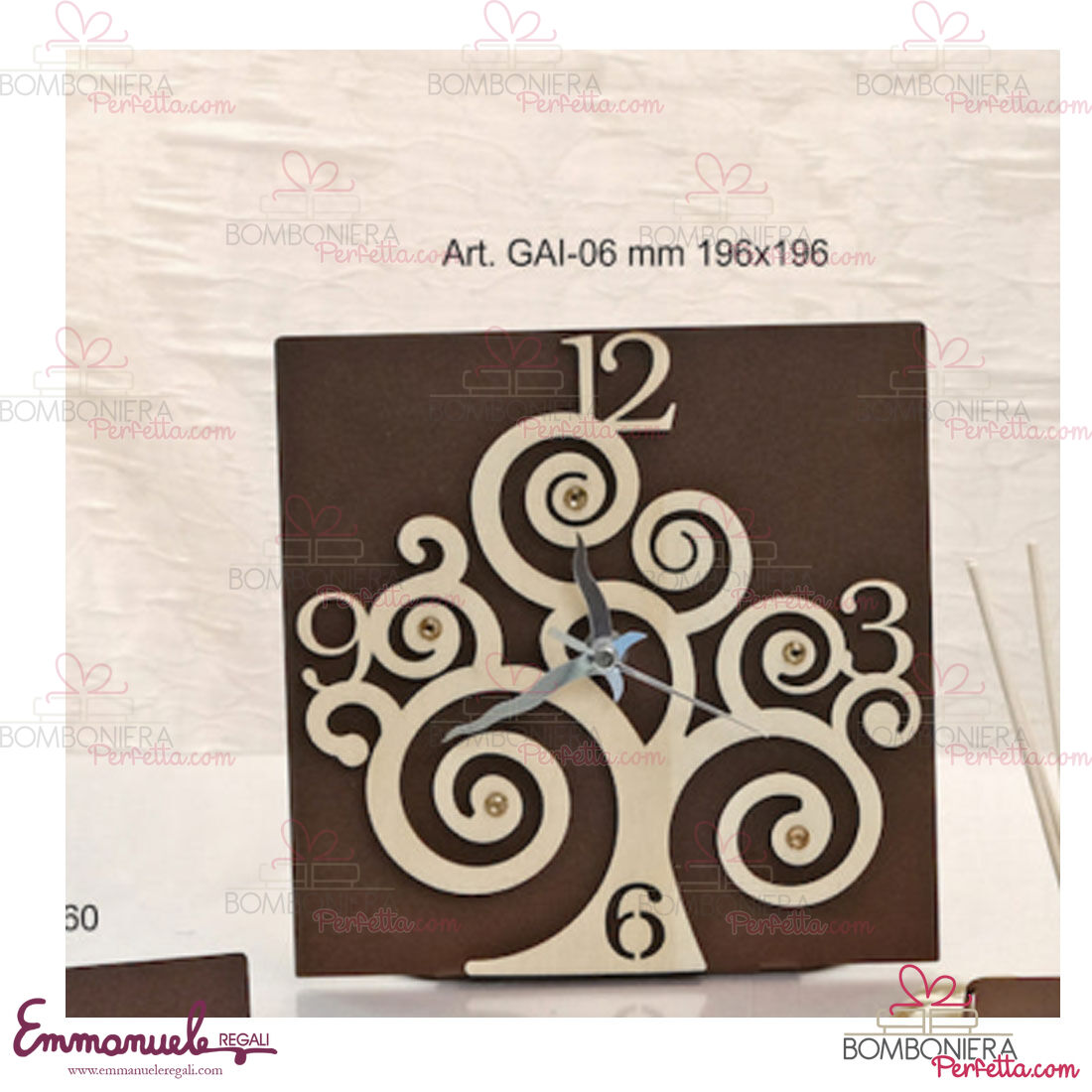 http://www.bombonieraperfetta.com/images/watermarked/1/detailed/20/GAI-06-Orologio-grande-albero-gaia-neg%C3%B2-bombonieraperfetta-emmanueleregali_fh4a-7m.jpg