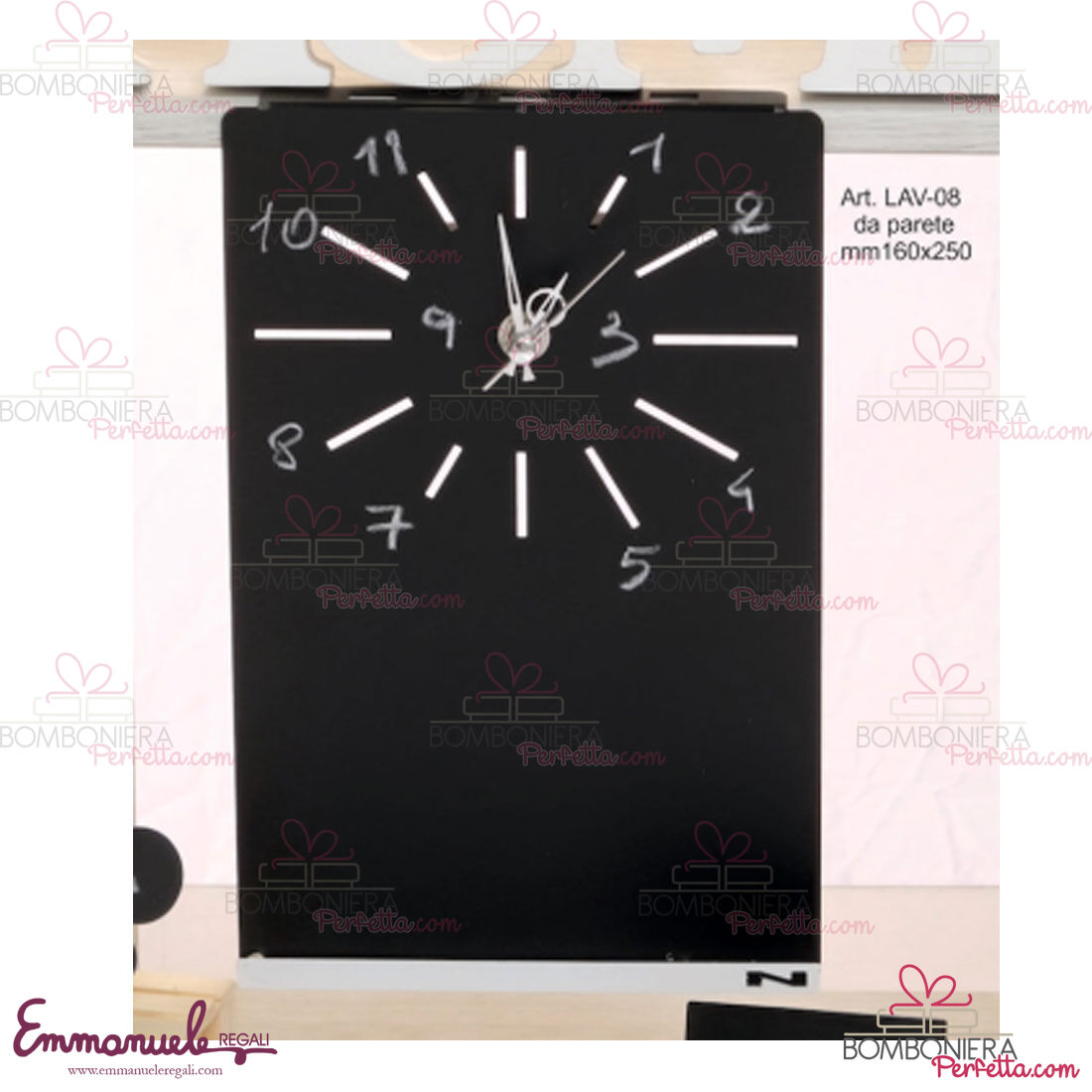 http://www.bombonieraperfetta.com/images/watermarked/1/detailed/20/LAV-08-Orologio-lavagna-da-parete-neg%C3%B2-bombonieraperfetta-emmanueleregali.jpg