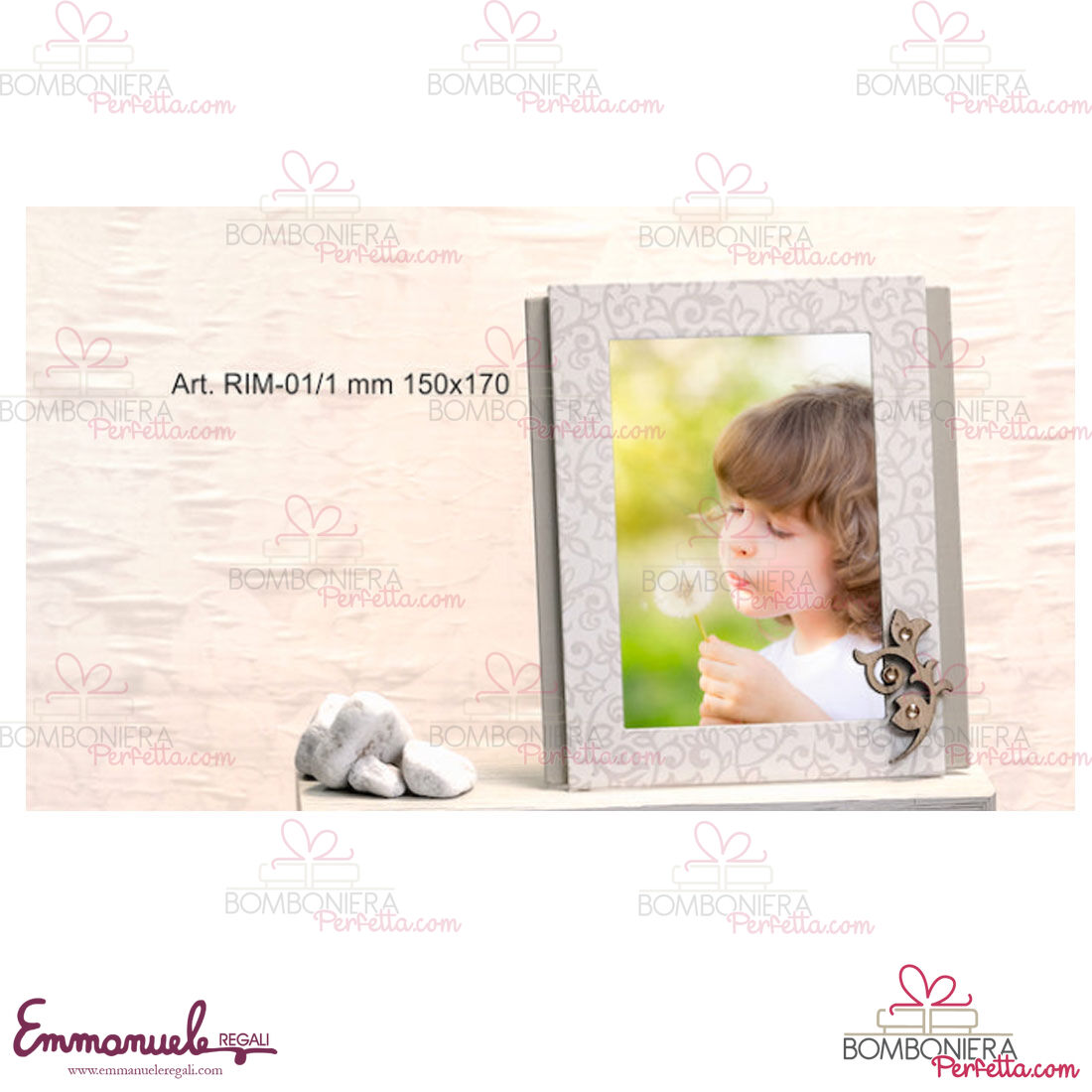 http://www.bombonieraperfetta.com/images/watermarked/1/detailed/20/RIM-01-1-Portafoto-piccolo-stampa-ricami-neg%C3%B2-bombonieraperfetta-emmanueleregali.jpg