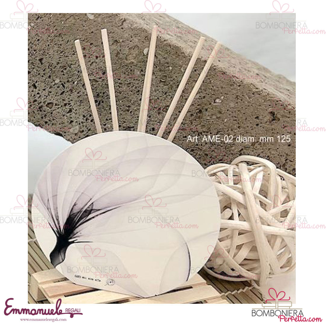 http://www.bombonieraperfetta.com/images/watermarked/1/detailed/21/AME-02-Profumatore-fiore-bianco-neg%C3%B2-bombonieraperfetta-emmanueleregali.jpg