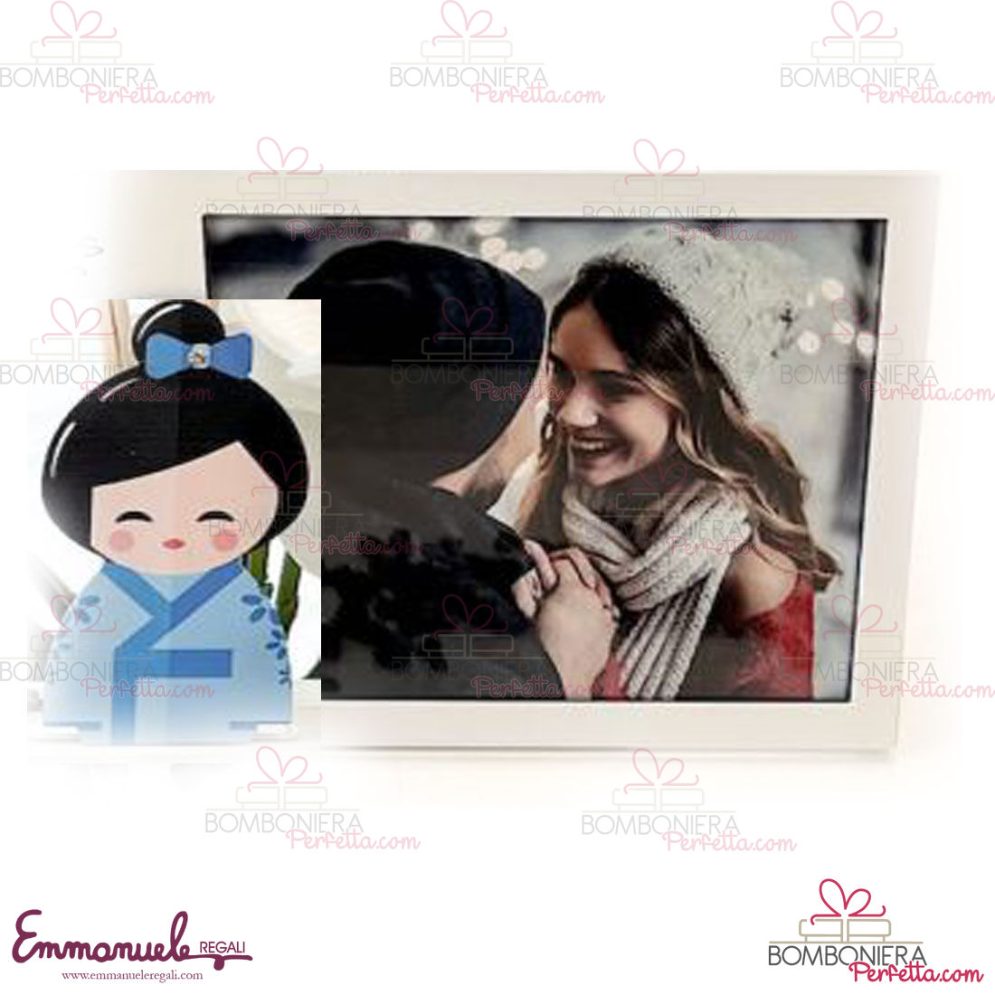 http://www.bombonieraperfetta.com/images/watermarked/1/detailed/21/KOK-B01-2-Portafoto-grande-Kokeshi-blu-neg%C3%B2-bombonieraperfetta-emmanueleregali_-.jpg