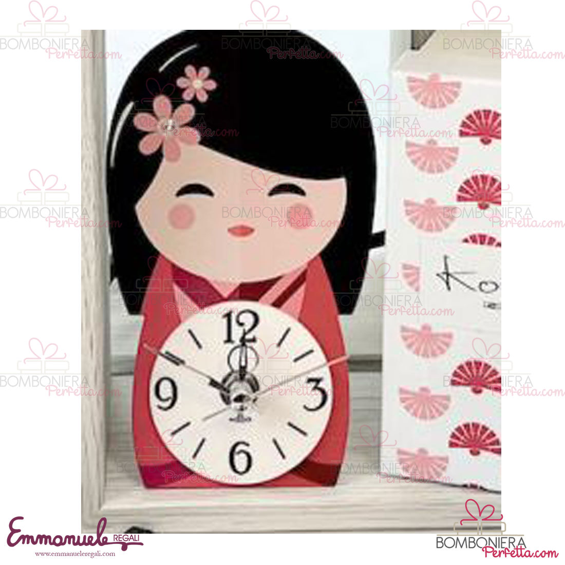 http://www.bombonieraperfetta.com/images/watermarked/1/detailed/21/KOK-R06-Orologio-grande-kokeshi-rosso-NEG%C3%B2-Bombonieraperfetta-emmanueelregali.jpg