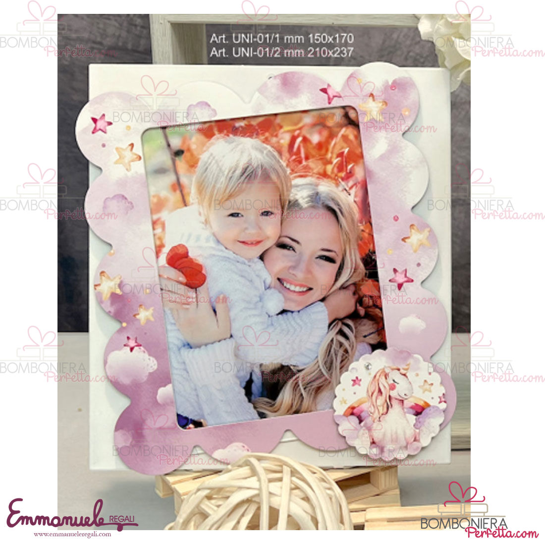 http://www.bombonieraperfetta.com/images/watermarked/1/detailed/21/UNI-01-2-Portafoto-grande-Unicorno-fantasy-neg%C3%B2-bomboneiraperfetta-emmanueleregali.jpg