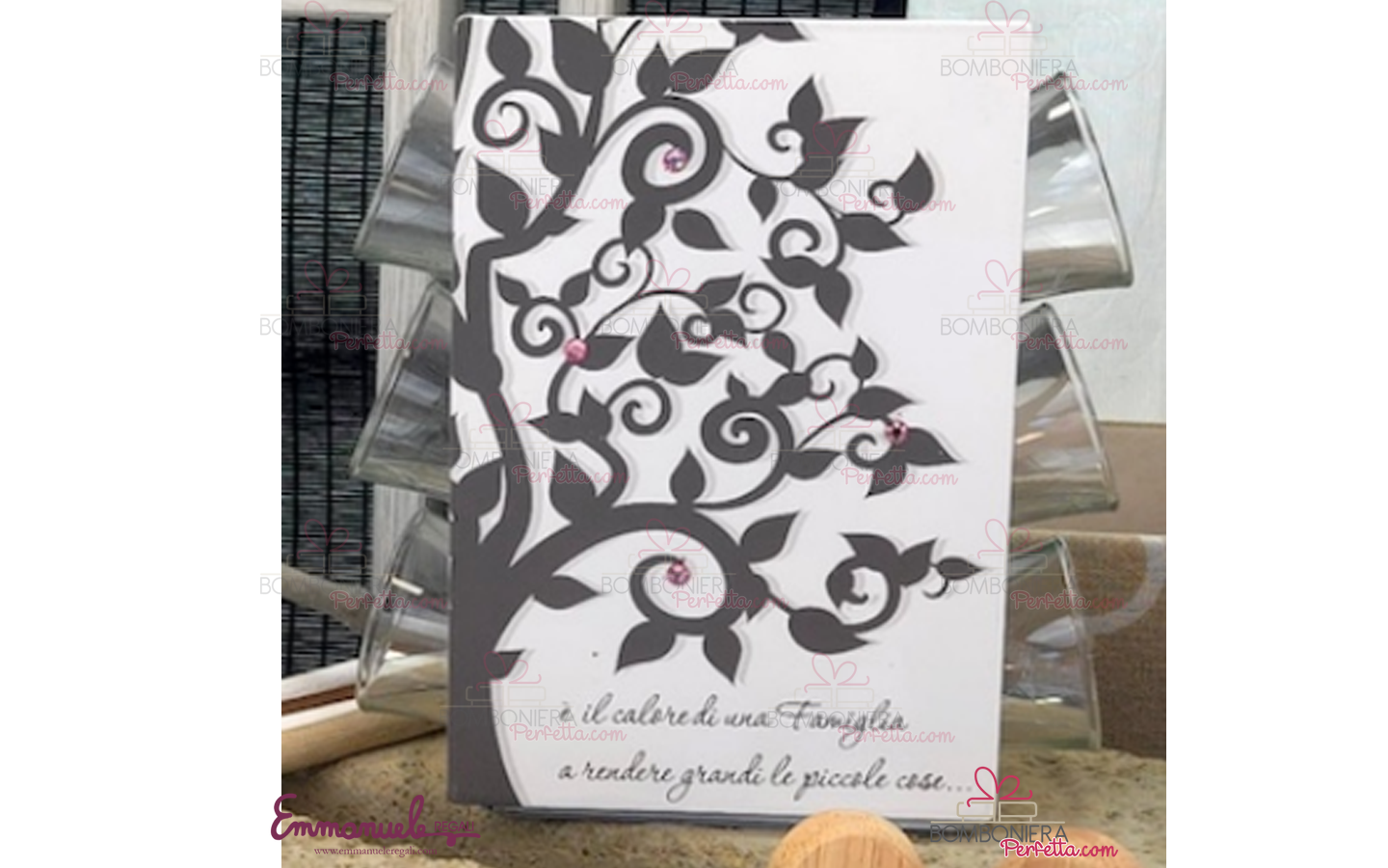 http://www.bombonieraperfetta.com/images/watermarked/1/detailed/28/25ALB-PB-Porta-bicchierini-neg%C3%B2-bombonieraperfetta-emmanueleregali.png