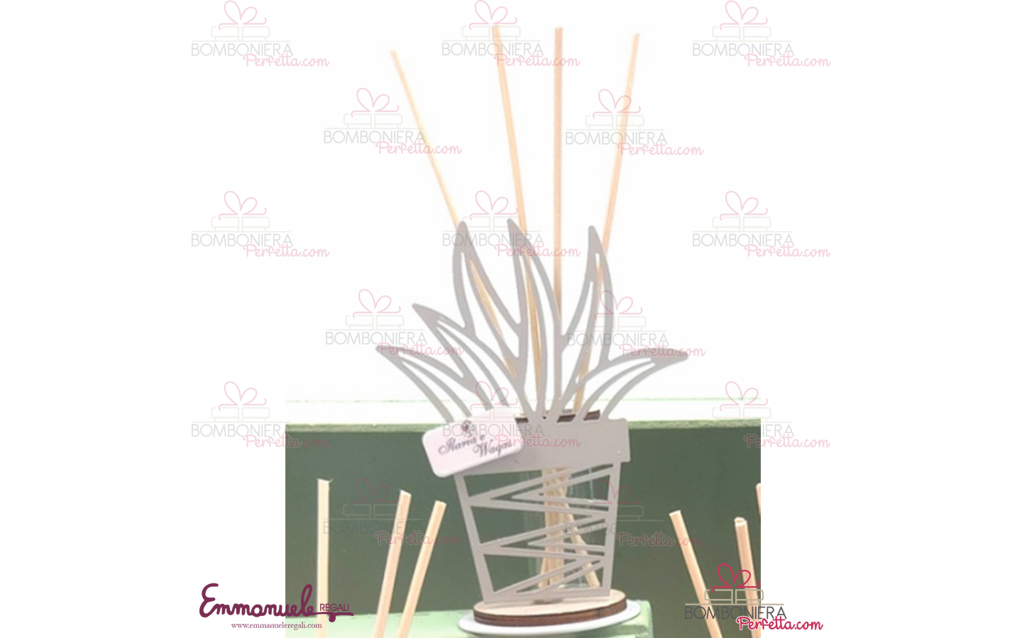 http://www.bombonieraperfetta.com/images/watermarked/1/detailed/28/25ARI-S-Profumatore-cactus-grigio-seta-neg%C3%B2-bombonieraperfetta-emmanueleregali.png