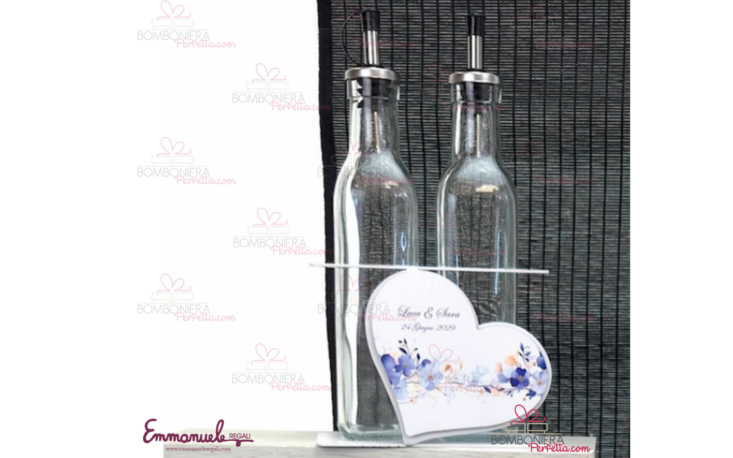 http://www.bombonieraperfetta.com/images/watermarked/1/detailed/28/25BLU-20-Oliera-doppia-cuore-fiori-blu-neg%C3%B2-bombonieraperfetta-emmanueleregali.png