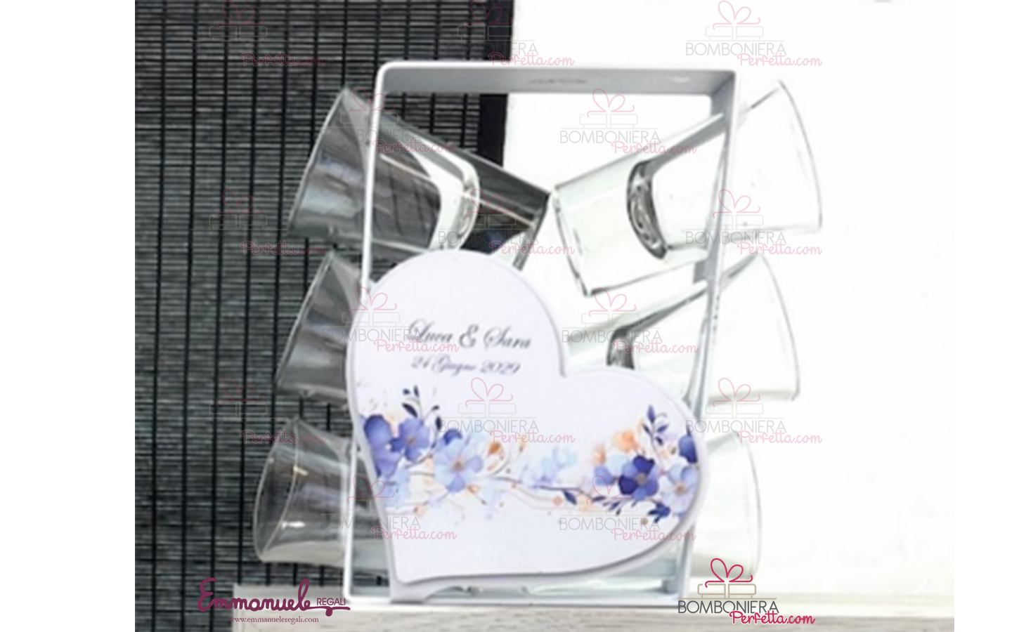 http://www.bombonieraperfetta.com/images/watermarked/1/detailed/28/25BLU-PB-Porta-bicchierini-cuore-neg%C3%B2-bombonieraperfetta-emmanueleregali.png