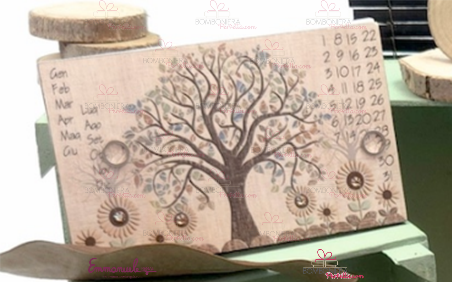 http://www.bombonieraperfetta.com/images/watermarked/1/detailed/28/25GIR-C1-Calendario-piccolo-Girasoli-neg%C3%B2-bombonieraperfetta-emmanueleregali.png
