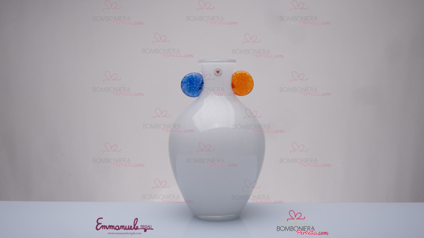 http://www.bombonieraperfetta.com/images/watermarked/1/detailed/29/D9002-Vaso-bianco-manici-colorati-cuorematto-bombonieraperfetta-emmanueleregali.png