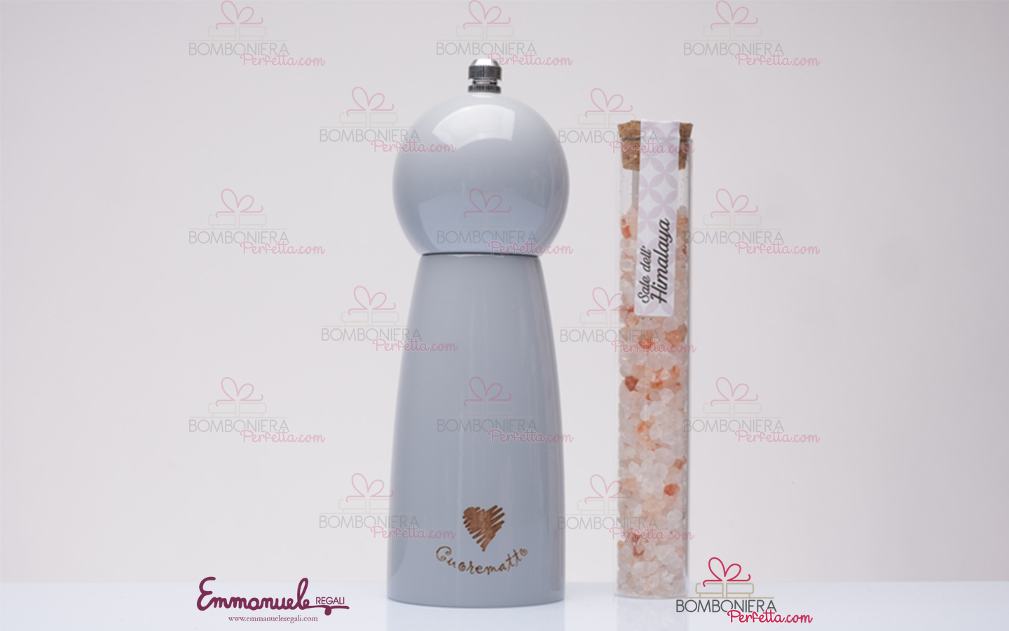 http://www.bombonieraperfetta.com/images/watermarked/1/detailed/29/D9007-Macinasale-grigio-cuorematto-bombonieraperfetta-emmanueleregali.png