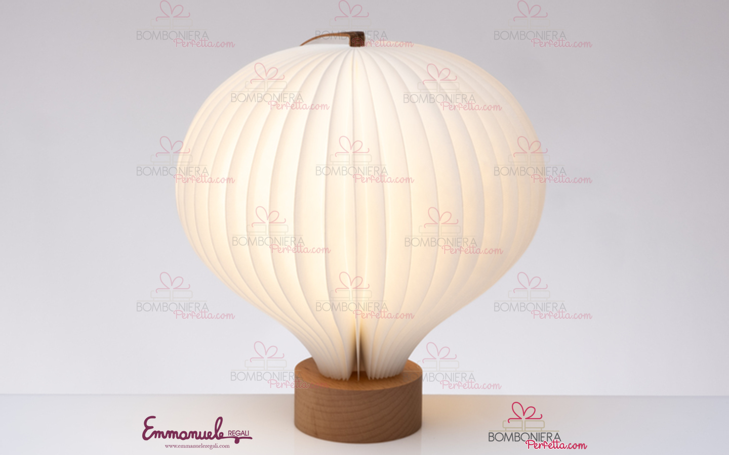 http://www.bombonieraperfetta.com/images/watermarked/1/detailed/29/D9019_Mongolfiera_luminosa-cuorematto-bombonieraperfetta-emmanueleregali.png