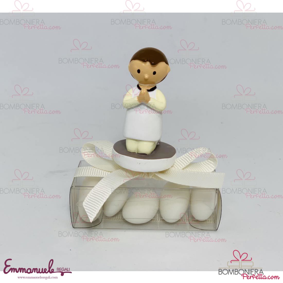 bimbo_in_ginocchio_prima_comunione_resina_emmanueleregali_bombonieraperfetta