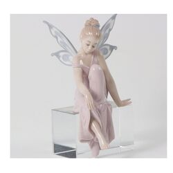 D7435-Fatina-seduta-con-base-cristallo-morenadesign-bombonieraperfetta-emmanueleregali