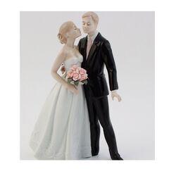 D7826-coppia-sposi-con-bouquet-morenadesign-bombonieraperfetta-emmanueleregali