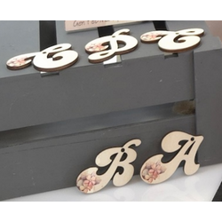 Lettere alfabeto in legno- negò-bombonieraperfetta-emmanueleregali