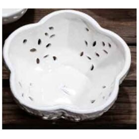 D8417-Ciotola-tonda-traforata-morenadesign-bombonieraperfetta-emmanueleregali