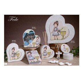 Serie-fede-comunione-femmina-dolcicose-bombonieraperfetta-emmanueleregali