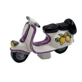 9002R.FR-Vespa-con-ruota-di-scorta-con-fruttini-nonnarosa-bombonieraperfetta-emmanueelregali